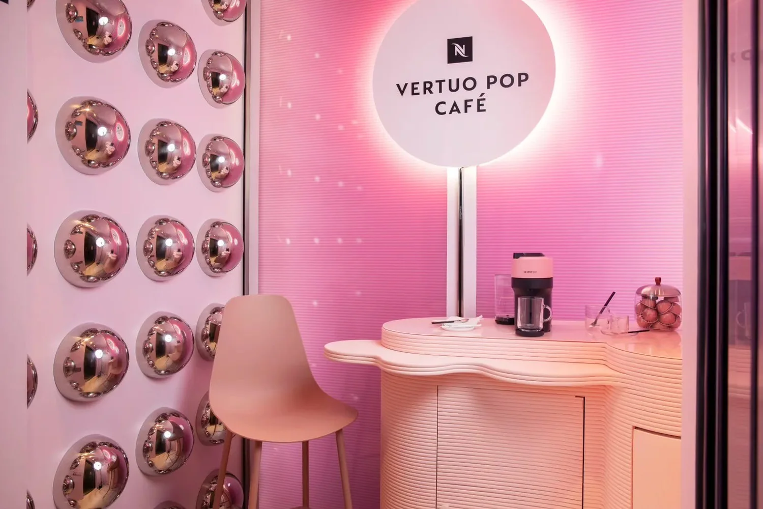 HOW TO CAPTIVATE AUDIENCES WITH IMMERSIVE BRAND ACTIVATIONS